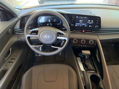 2025 Hyundai ELANTRA SE CERTIFIED