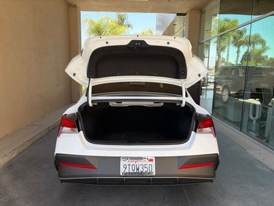 2025 Hyundai ELANTRA SE CERTIFIED