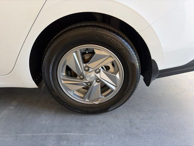 2025 Hyundai ELANTRA SE CERTIFIED
