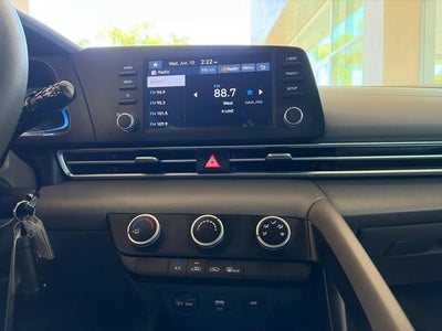 2025 Hyundai ELANTRA SE CERTIFIED