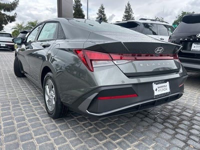 2026 Hyundai ELANTRA SE