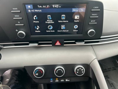 2026 Hyundai ELANTRA SE