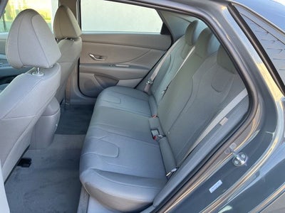 2026 Hyundai ELANTRA SE