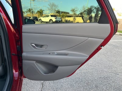 2025 Hyundai ELANTRA SEL Sport