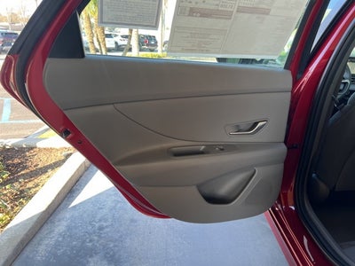 2025 Hyundai ELANTRA SEL Sport