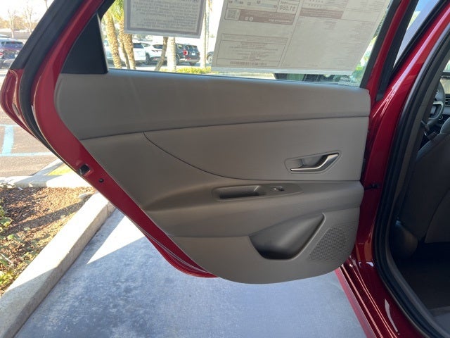 2025 Hyundai ELANTRA SEL Sport