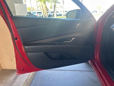 2023 Hyundai ELANTRA Limited