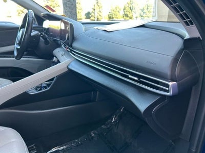 2024 Hyundai ELANTRA Limited CERTIFIED