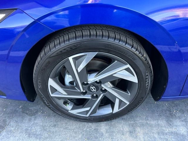 2024 Hyundai ELANTRA Limited CERTIFIED