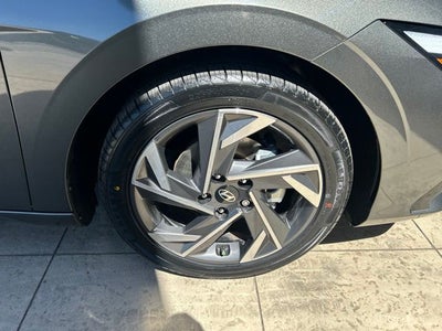 2024 Hyundai ELANTRA SEL CERTIFIED