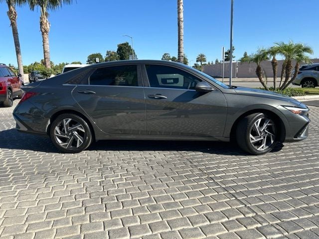 2024 Hyundai ELANTRA SEL CERTIFIED
