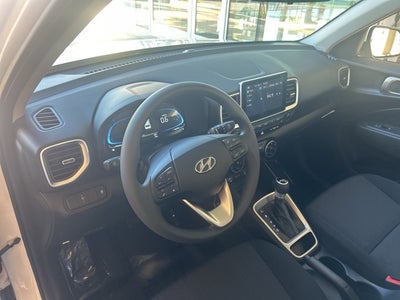 2026 Hyundai VENUE SE