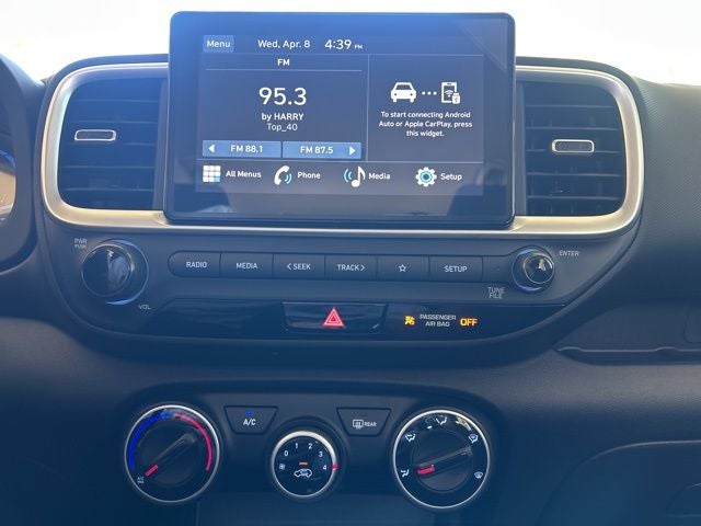 2026 Hyundai VENUE SE