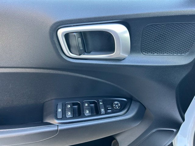 2026 Hyundai VENUE SE CERTIFIED