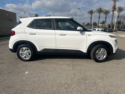 2026 Hyundai VENUE SE