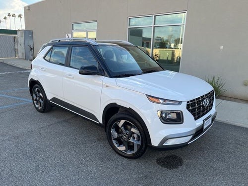 2026 Hyundai VENUE SEL W/Two-Tone Roof