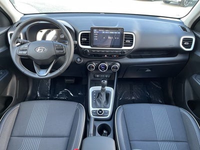 2026 Hyundai VENUE SEL W/Two-Tone Roof