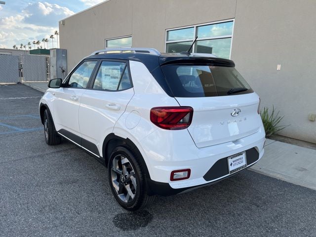 2026 Hyundai VENUE SEL W/Two-Tone Roof