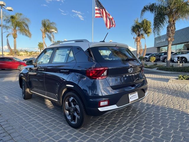 2026 Hyundai VENUE SEL W/Two-Tone Roof