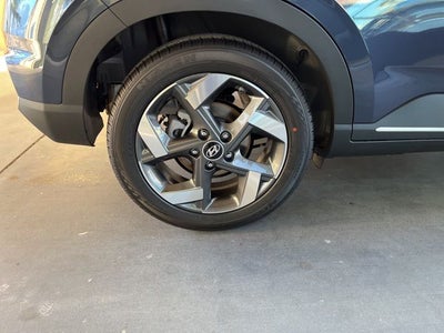 2026 Hyundai VENUE SEL W/Two-Tone Roof