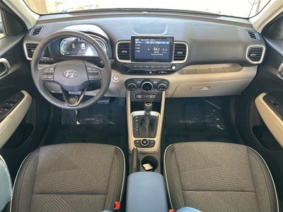 2026 Hyundai VENUE SEL W/Two-Tone Roof
