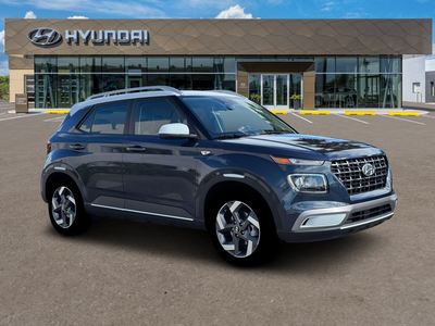 2026 Hyundai VENUE SEL W/Two-Tone Roof