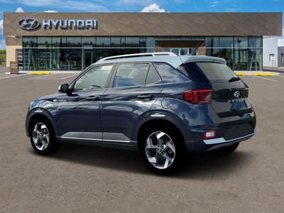 2026 Hyundai VENUE SEL W/Two-Tone Roof