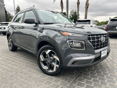 2026 Hyundai VENUE SEL W/Two-Tone Roof
