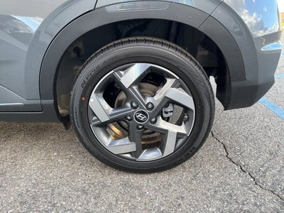 2026 Hyundai VENUE SEL W/Two-Tone Roof