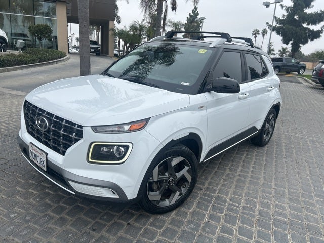 2022 Hyundai VENUE Limited CERTIFIED