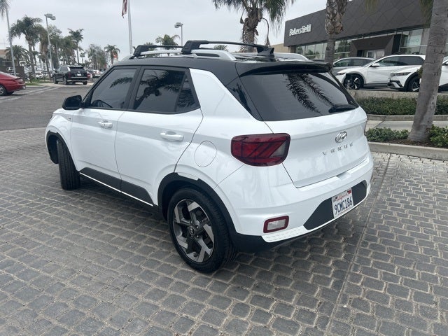 2022 Hyundai VENUE Limited CERTIFIED