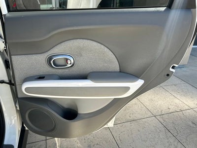 2016 Kia Soul EV Base