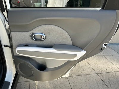 2016 Kia Soul EV Base