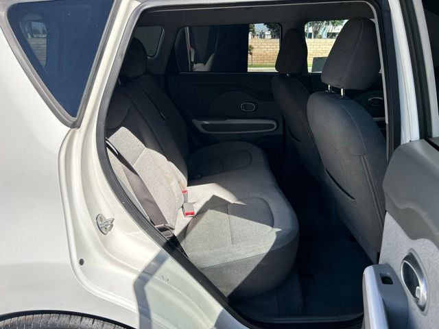 2016 Kia Soul EV Base