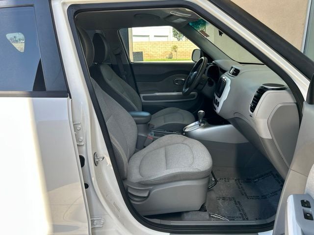 2016 Kia Soul EV Base