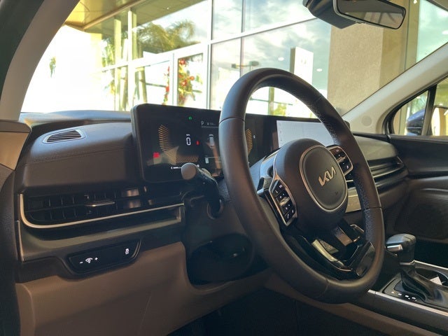 2025 Kia Carnival LXS