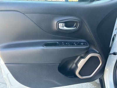 2016 Jeep Renegade Latitude 75th Anniversary Edition