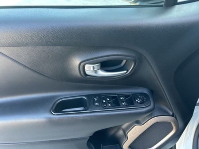 2016 Jeep Renegade Latitude 75th Anniversary Edition