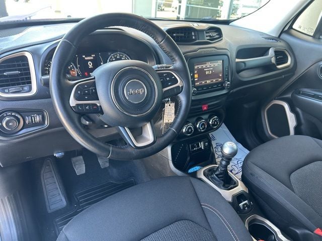 2016 Jeep Renegade Latitude 75th Anniversary Edition